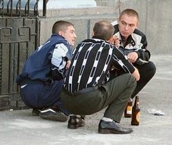 гопота корточки